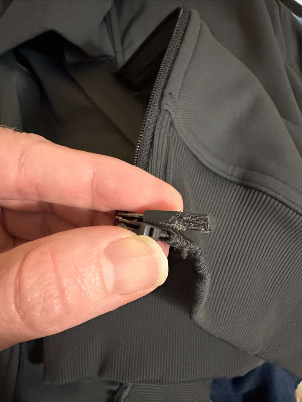 Lululemon Wunder Train Twill Track Jacket in Graphite Gray size 6 - Picture 10 of 11